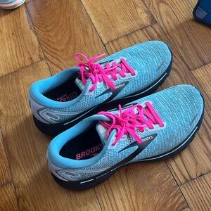 listing-status-banner